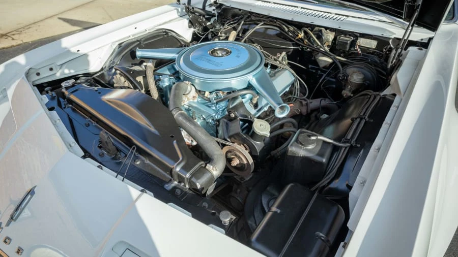 1966 Oldsmobile Toronado - Image 6 of 24