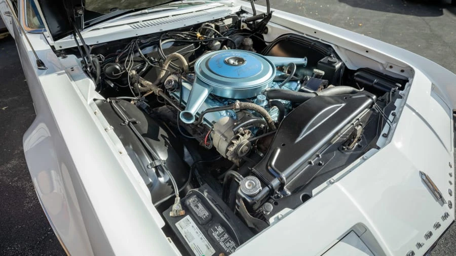 1966 Oldsmobile Toronado - Image 7 of 24