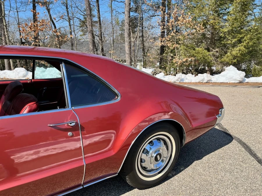 1966 Oldsmobile Toronado - Image 7 of 25