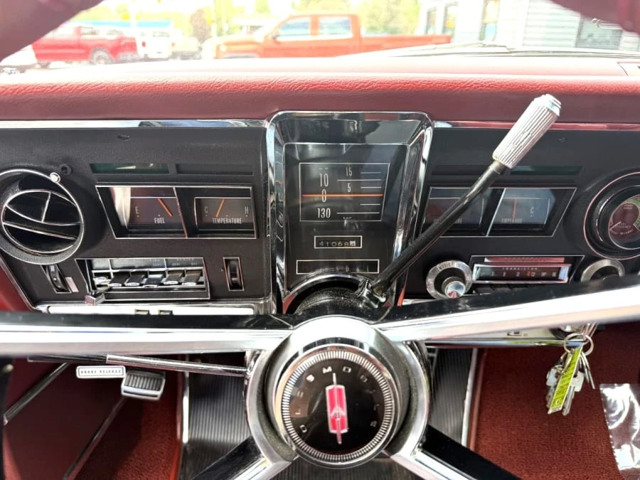 1966 Oldsmobile Toronado - Image 22 of 27
