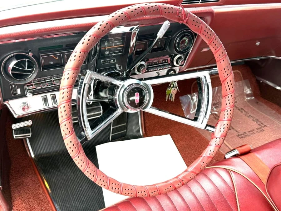 1966 Oldsmobile Toronado - Image 21 of 27