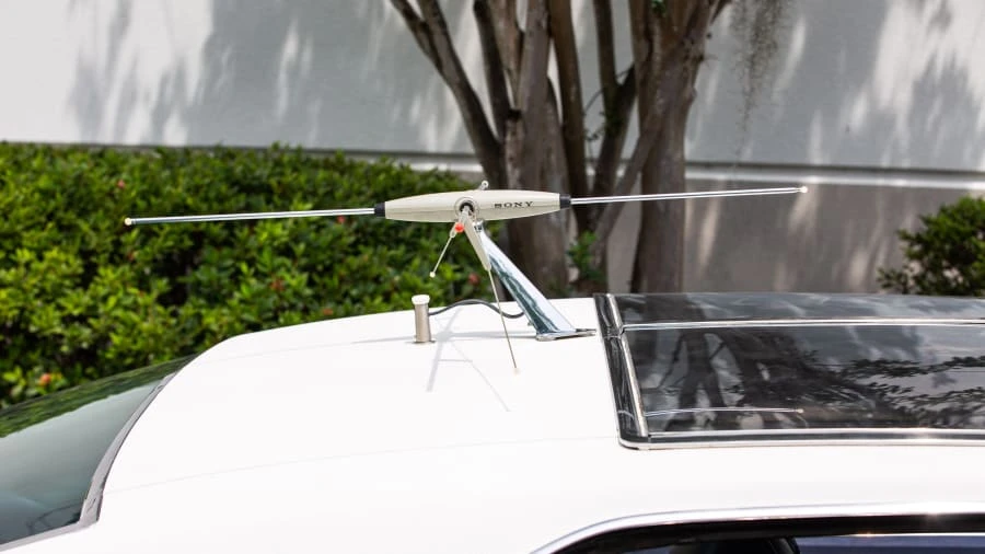 1966 Oldsmobile Toronado - Image 13 of 31