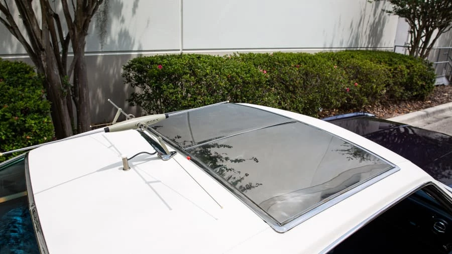 1966 Oldsmobile Toronado - Image 14 of 31
