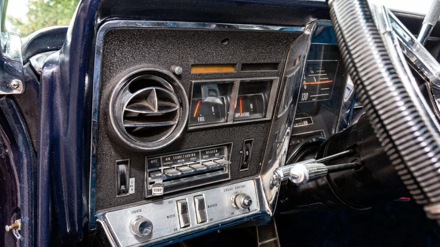 1966 Oldsmobile Toronado - Image 30 of 31
