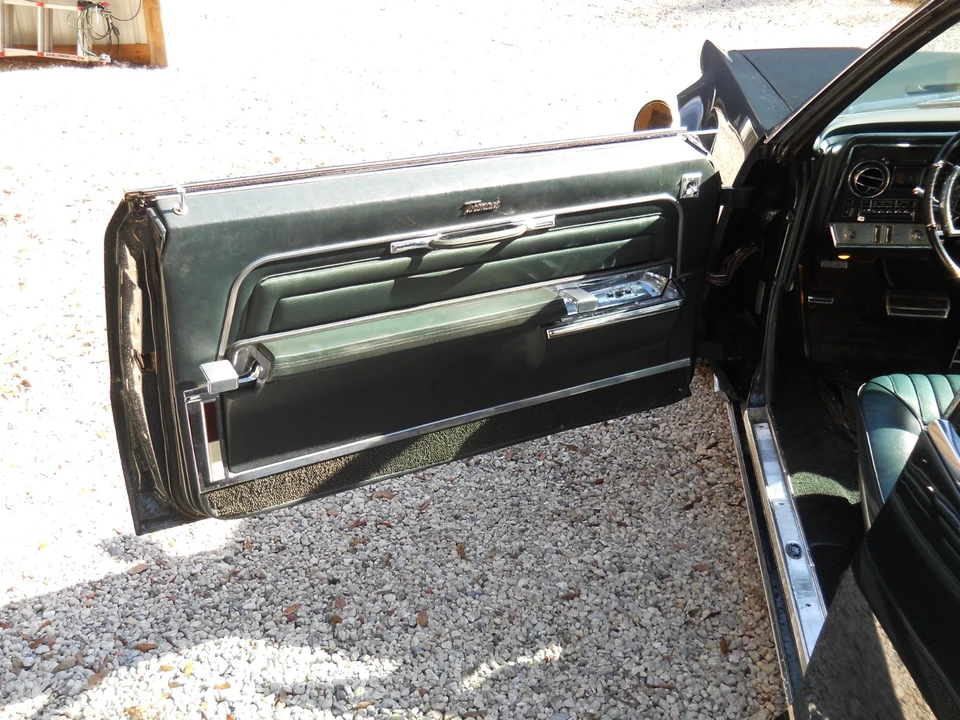 1966 Oldsmobile Toronado - Image 16 of 21