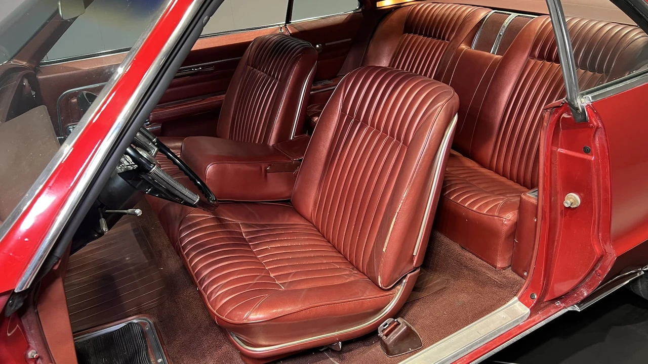1966 Oldsmobile Toronado - Image 5 of 20