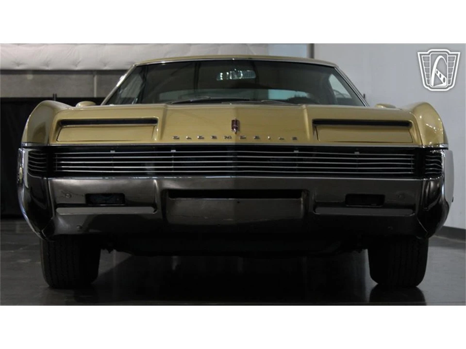 1966 Oldsmobile Toronado - Image 21 of 31
