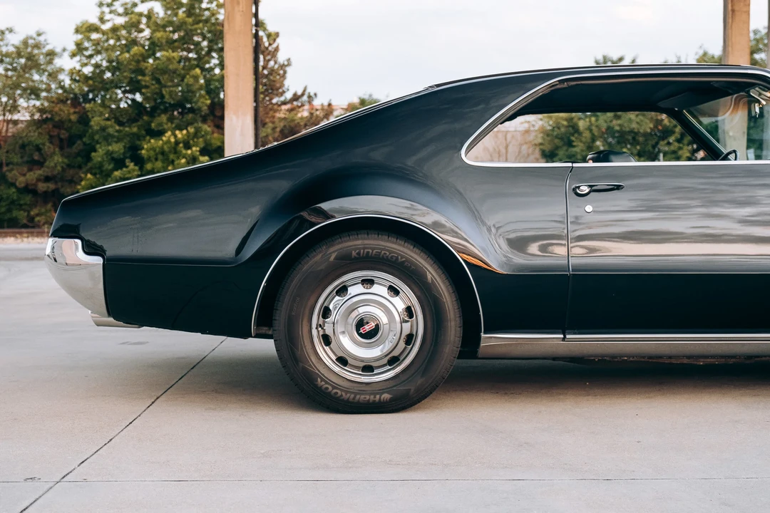1966 Oldsmobile Toronado - Image 24 of 31