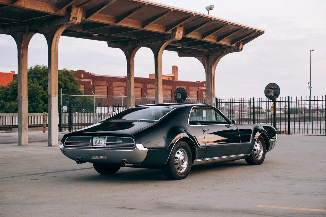 1966 Oldsmobile Toronado - Image 13 of 31