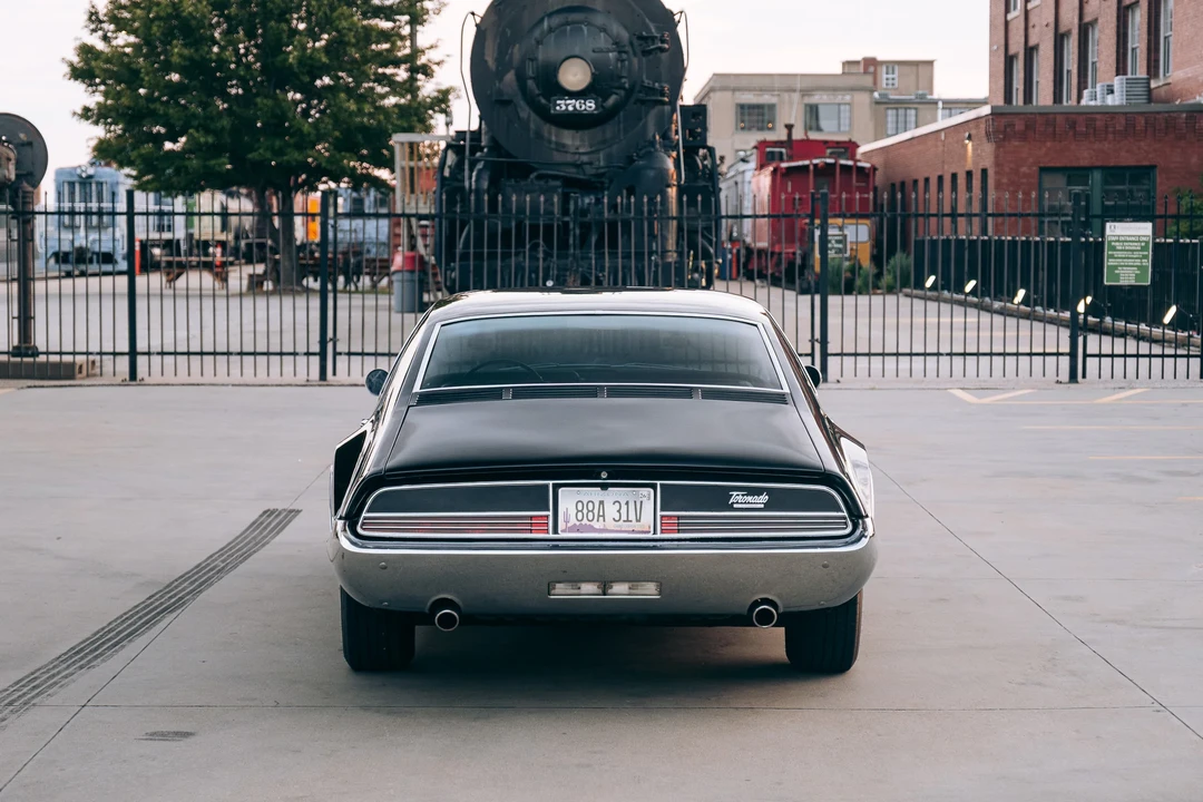 1966 Oldsmobile Toronado - Image 12 of 31