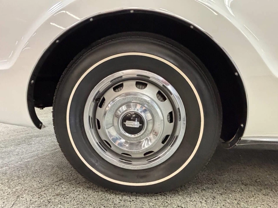 1966 Oldsmobile Toronado - Image 10 of 31