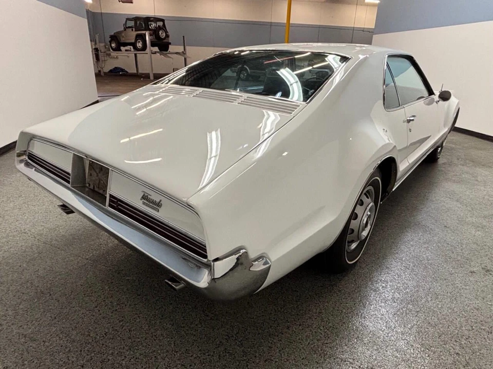 1966 Oldsmobile Toronado - Image 6 of 31