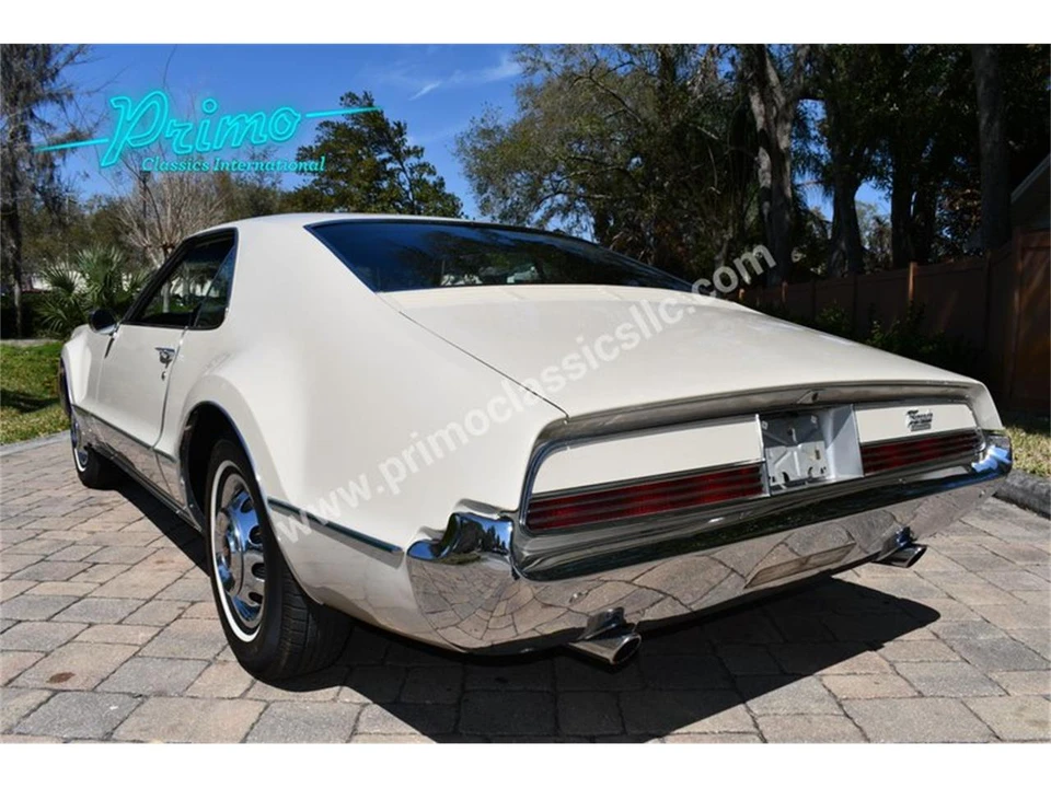 1966 Oldsmobile Toronado - Image 5 of 31