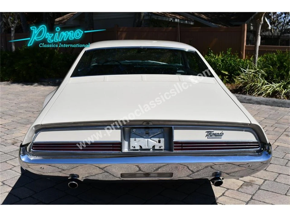1966 Oldsmobile Toronado - Image 11 of 31