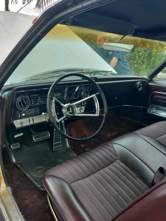 1966 Oldsmobile Toronado - Image 8 of 17