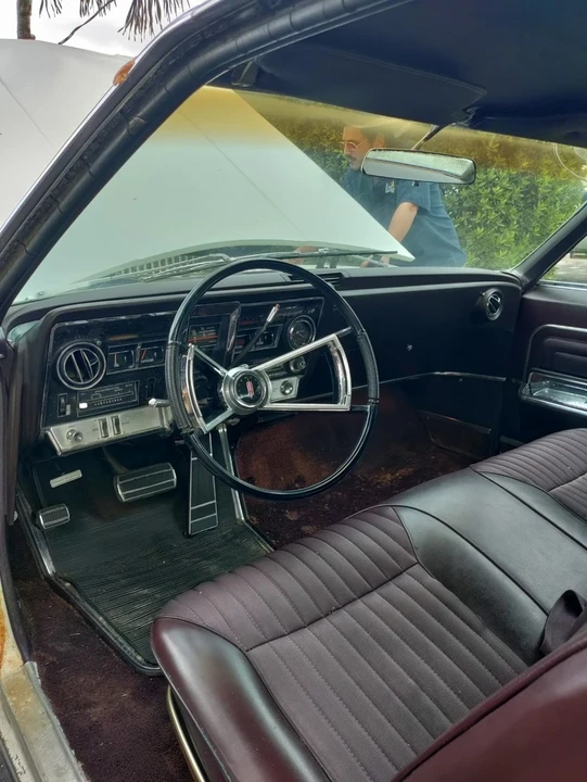 1966 Oldsmobile Toronado - Image 3 of 17