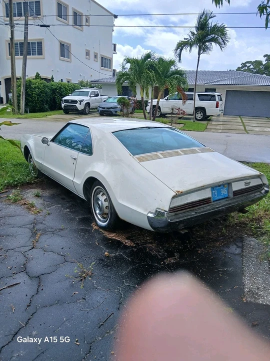 1966 Oldsmobile Toronado - Image 13 of 17