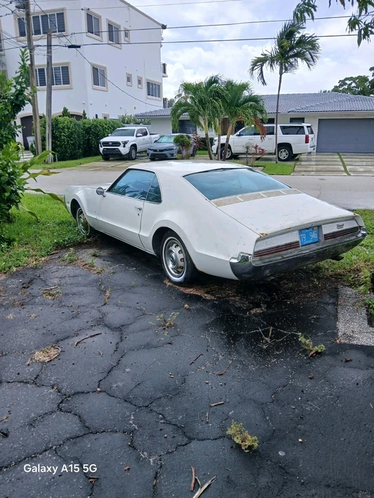 1966 Oldsmobile Toronado - Image 16 of 17
