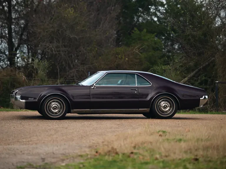 1966 Oldsmobile Toronado - Image 6 of 20
