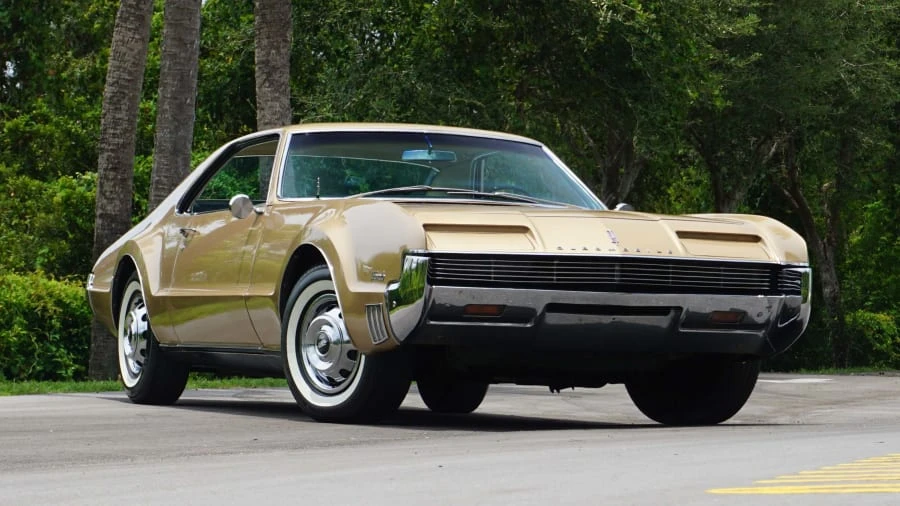 1966 Oldsmobile Toronado - Image 12 of 12