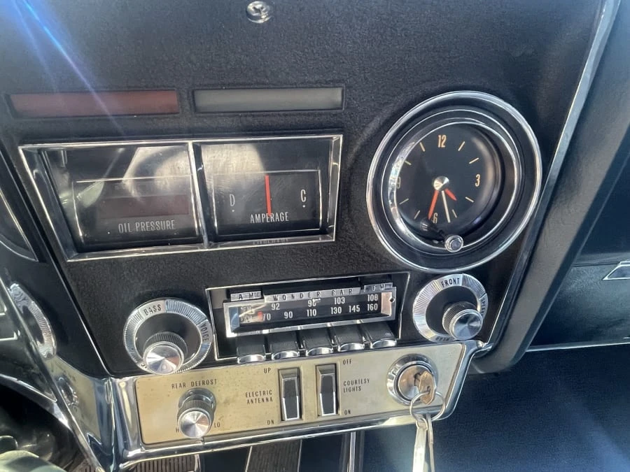 1966 Oldsmobile Toronado - Image 20 of 31