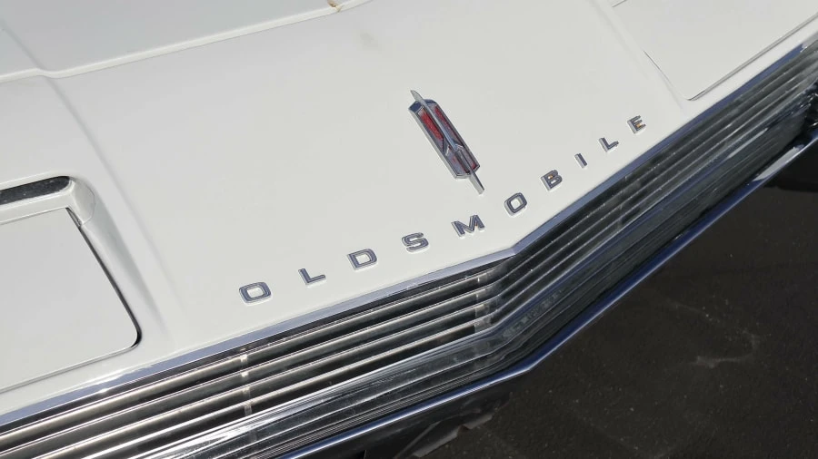 1966 Oldsmobile Toronado - Image 16 of 18