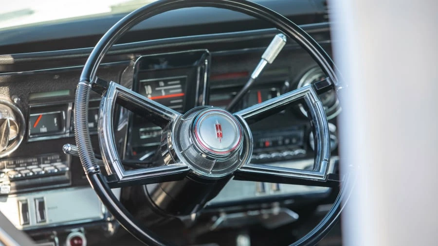 1966 Oldsmobile Toronado - Image 11 of 15