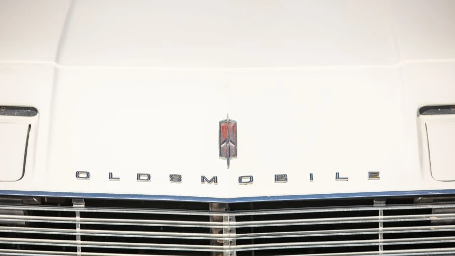 1966 Oldsmobile Toronado - Image 14 of 15