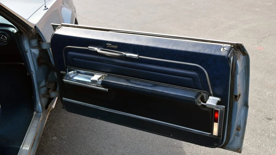 1966 Oldsmobile Toronado - Image 7 of 12