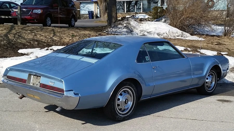 1966 Oldsmobile Toronado - Image 11 of 12
