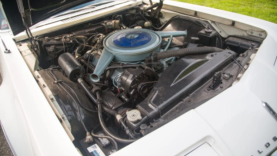 1966 Oldsmobile Toronado - Image 7 of 12