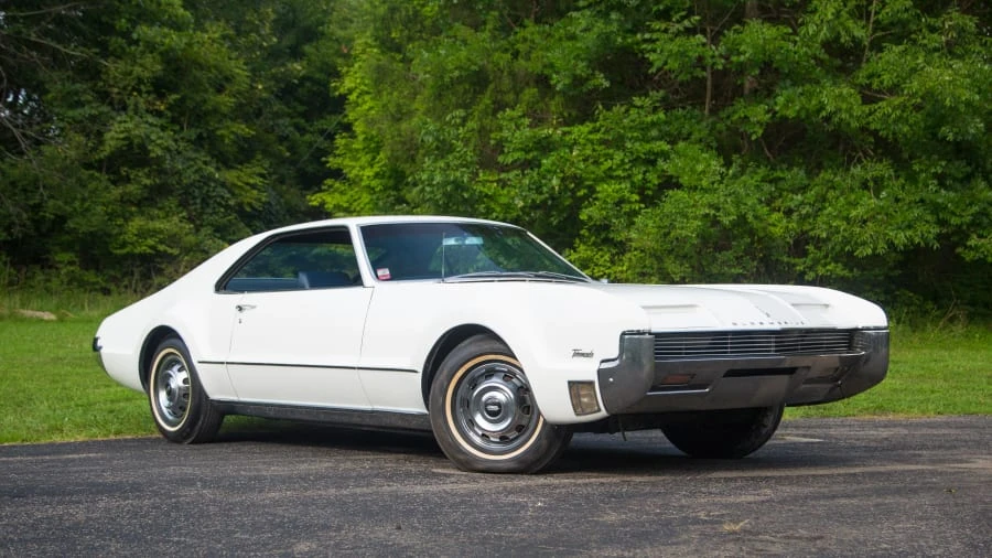 1966 Oldsmobile Toronado - Image 12 of 12