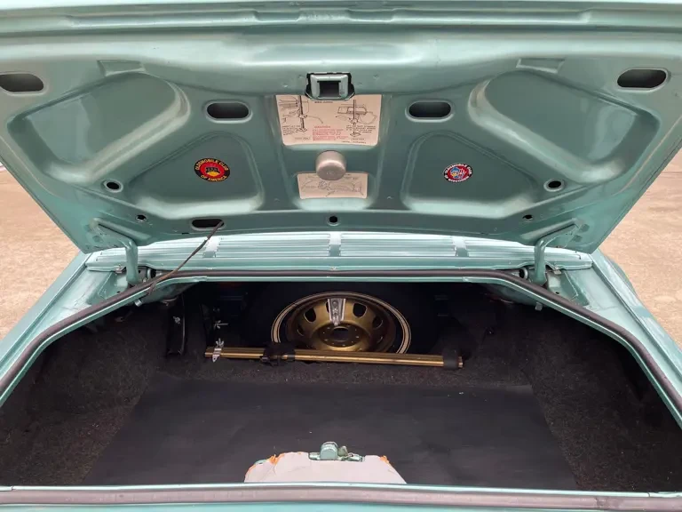 1966 Oldsmobile Toronado - Image 23 of 31
