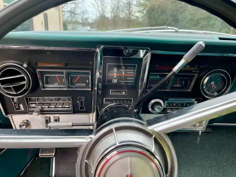1966 Oldsmobile Toronado - Image 16 of 31