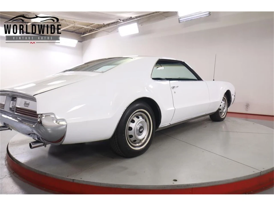 1966 Oldsmobile Toronado - Image 23 of 31