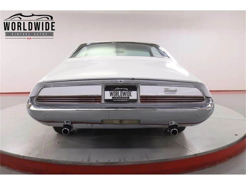 1966 Oldsmobile Toronado - Image 17 of 31