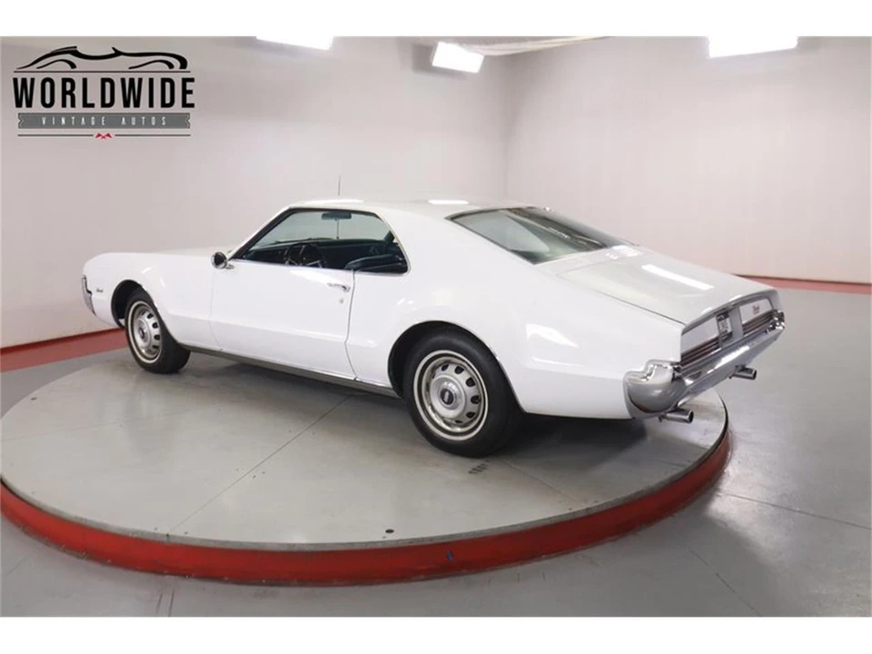 1966 Oldsmobile Toronado - Image 5 of 31