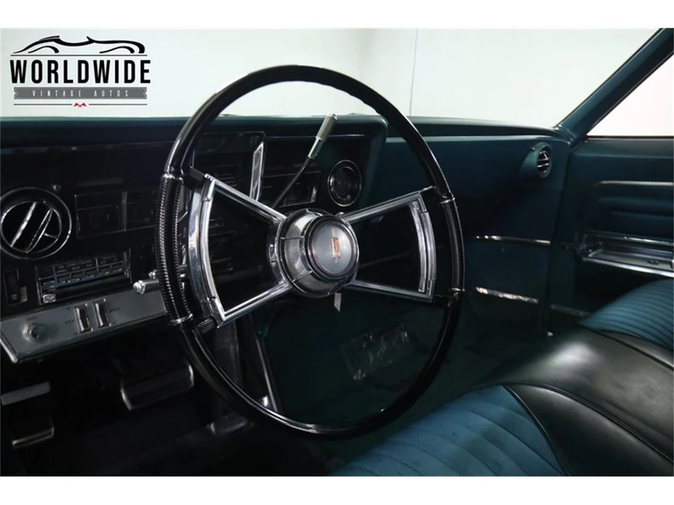 1966 Oldsmobile Toronado - Image 28 of 31