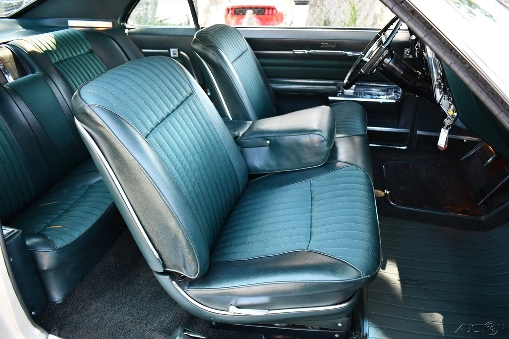 1966 Oldsmobile Toronado - Image 19 of 21