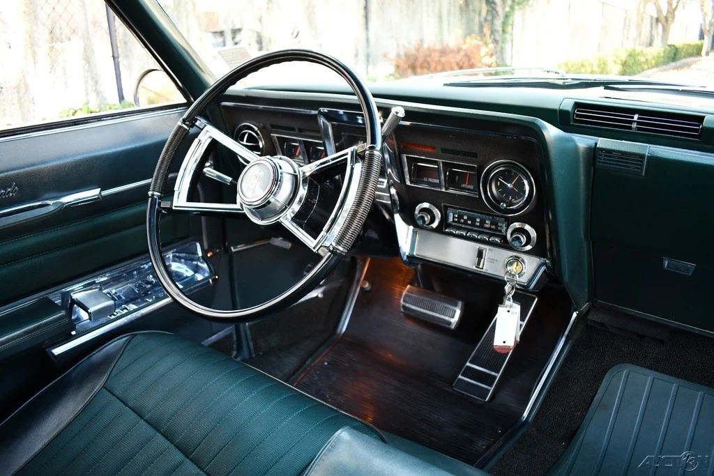 1966 Oldsmobile Toronado - Image 5 of 21
