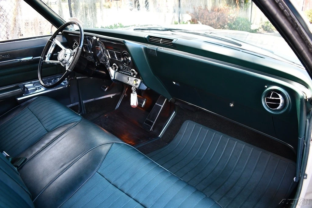 1966 Oldsmobile Toronado - Image 17 of 21