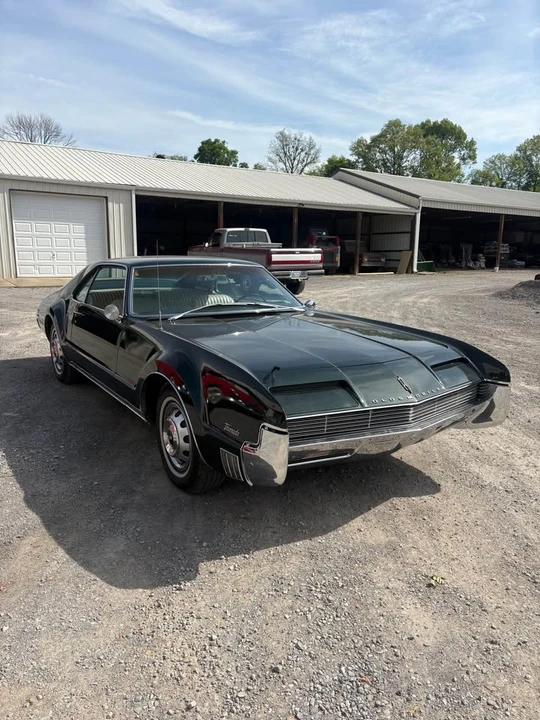 1966 Oldsmobile Toronado - Image 6 of 13