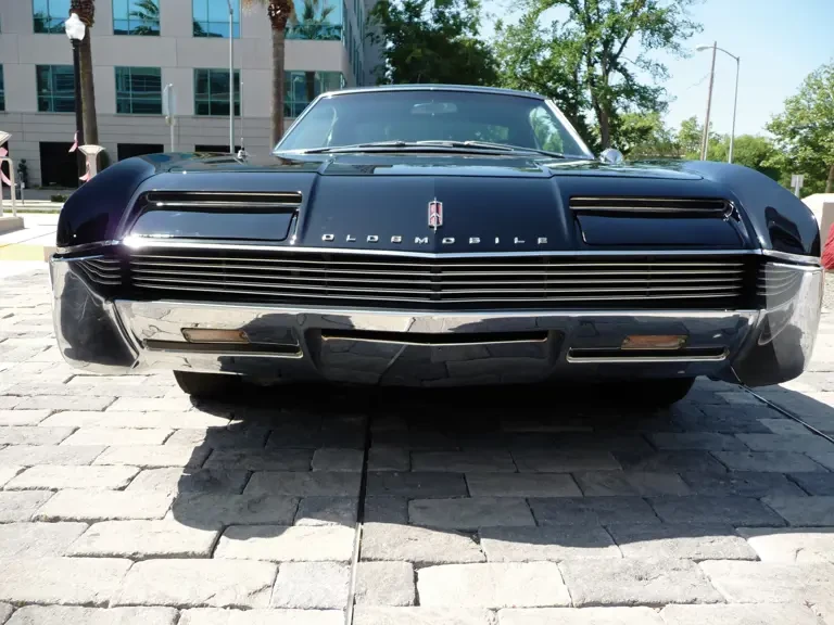 1966 Oldsmobile Toronado - Image 9 of 27