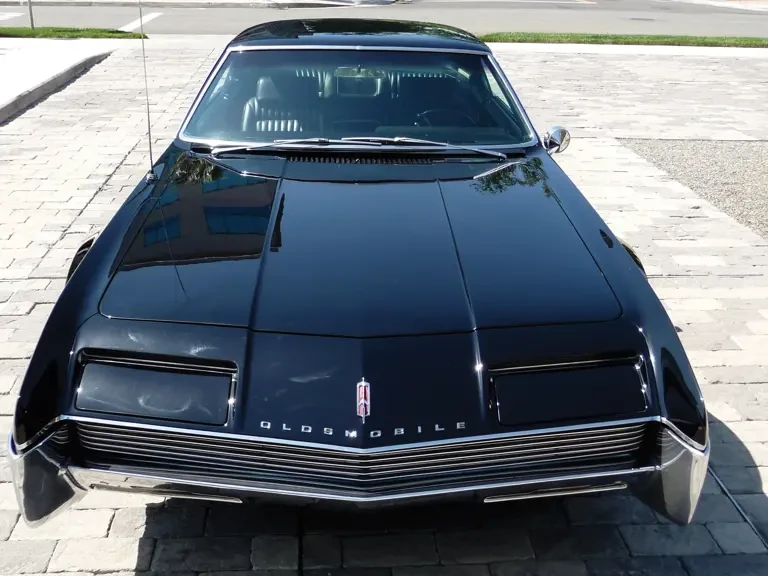 1966 Oldsmobile Toronado - Image 8 of 27