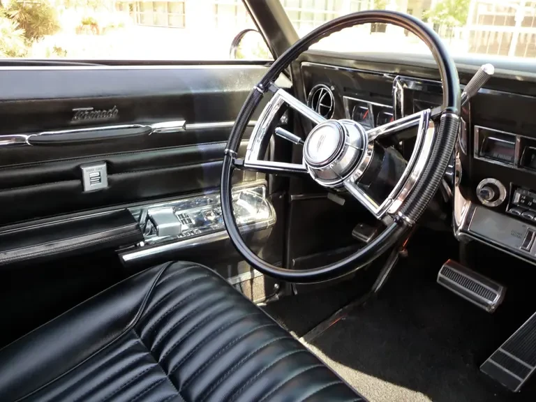 1966 Oldsmobile Toronado - Image 23 of 27