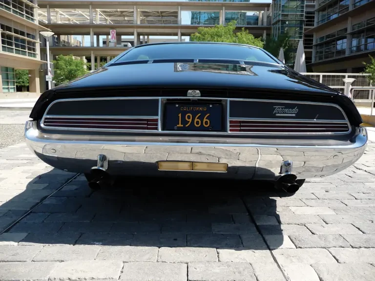 1966 Oldsmobile Toronado - Image 10 of 27