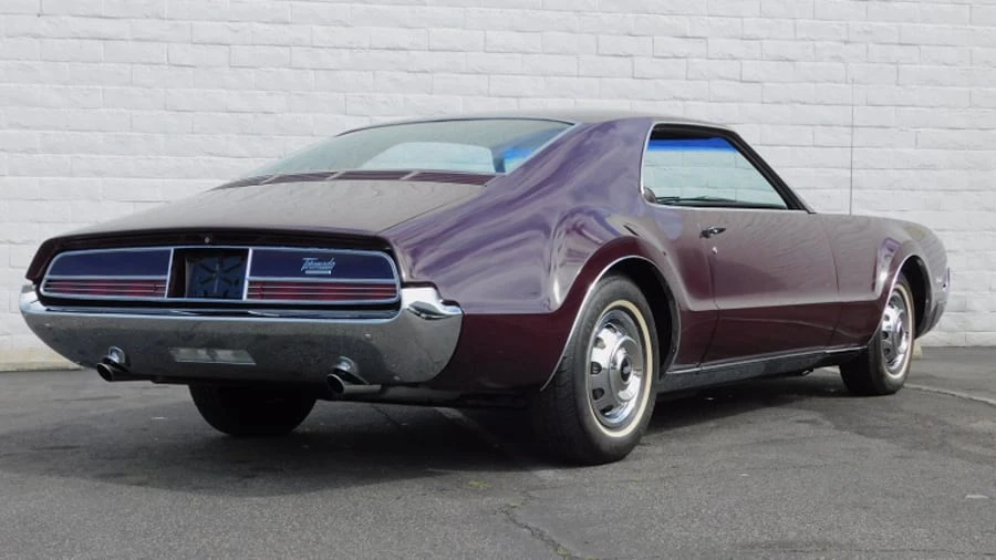 1966 Oldsmobile Toronado - Image 10 of 12