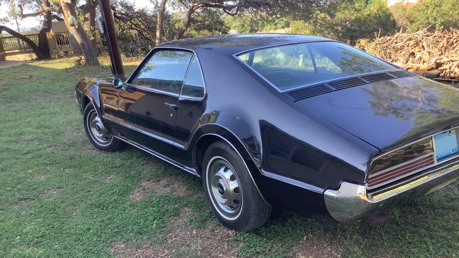1966 Oldsmobile Toronado - Image 11 of 31