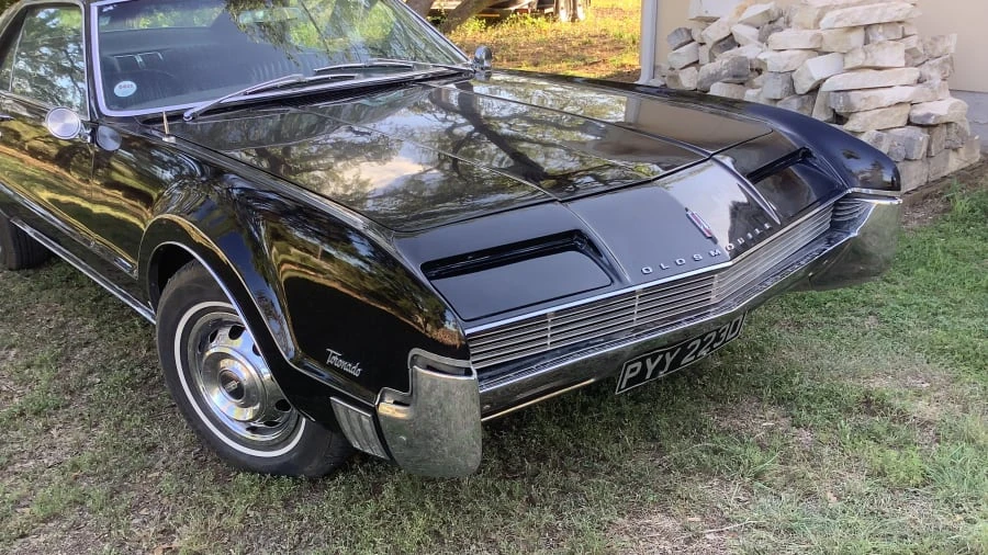 1966 Oldsmobile Toronado - Image 10 of 31