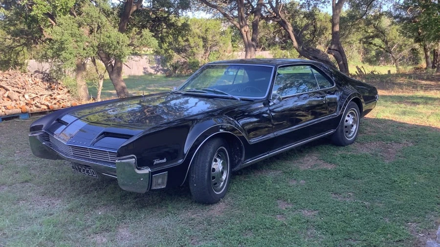 1966 Oldsmobile Toronado - Image 6 of 31